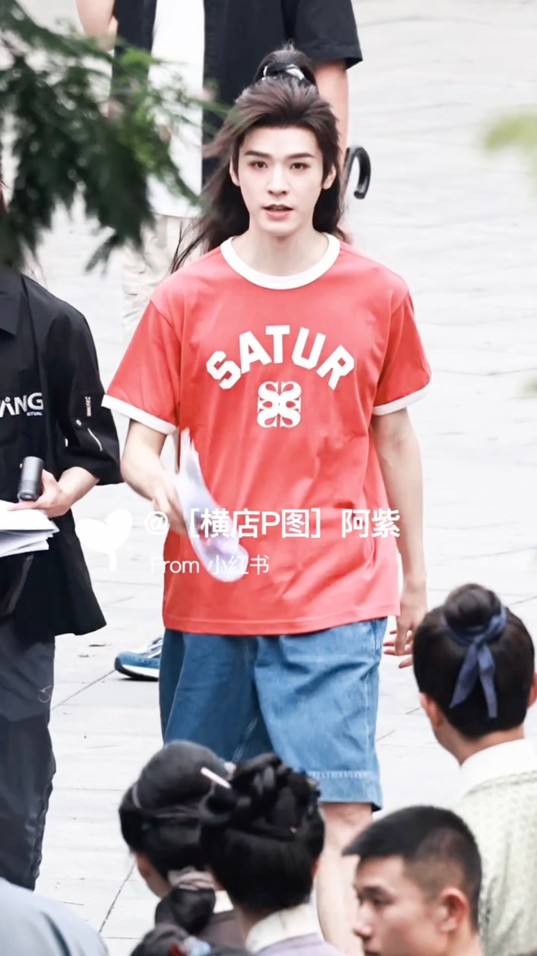 哥哥走路真的太带感了 