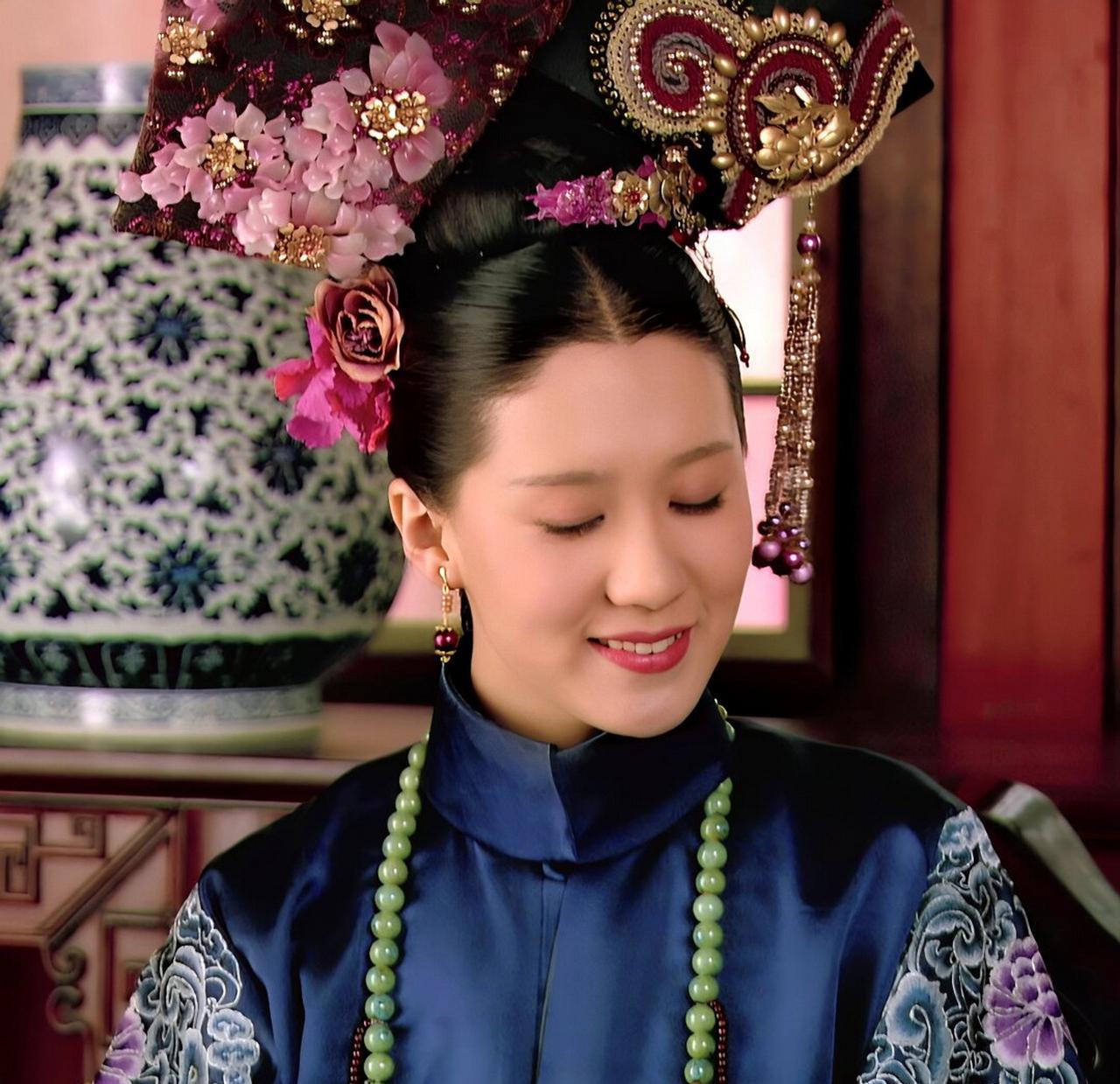 甄嬛传：她明明最不配，却喊着“我配”；她看似高贵，却自认“不配”。
浣碧，一个奴