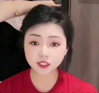 罗姣称她和徐子崴都是单身，不是情人关系，情人是那种关系。