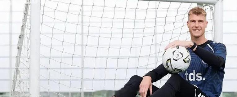搬运足球情报，给足球爱好者们提供帮助本菲卡VS哈茨1本菲卡上赛季的主力后卫安东尼