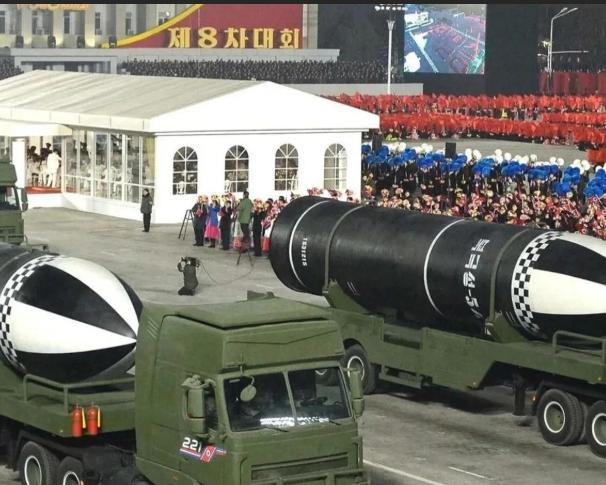 这次在法国开的外长会更有意思，戏份很足，一边给日本松绑，远程导弹、军费上涨都能说