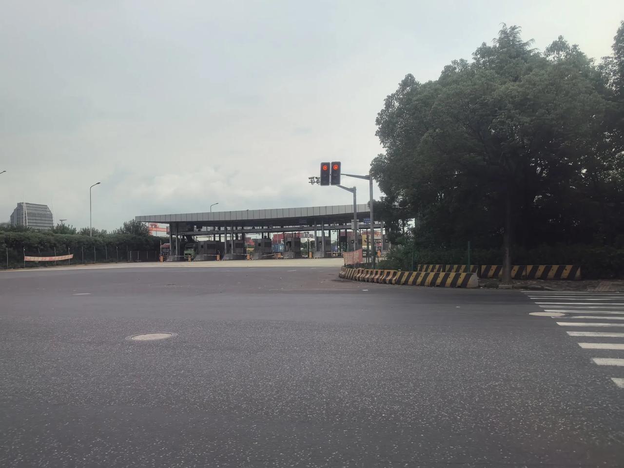 终于上船了！！！

等了一天的时间，终于在中秋节这天晚上上船了。

根据安排我昨