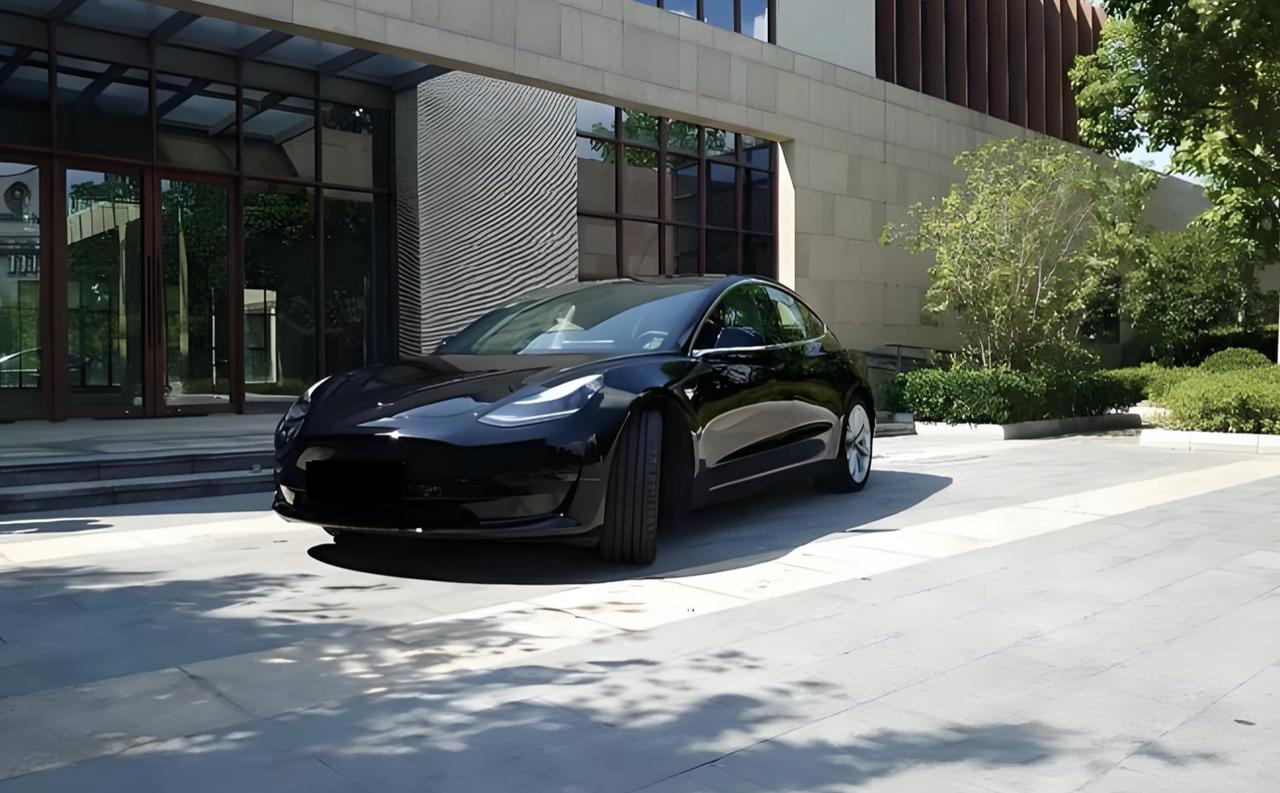 特斯拉 Model 3 的正确充电、日常用车 + 行车安全，全是实打实经验
从一