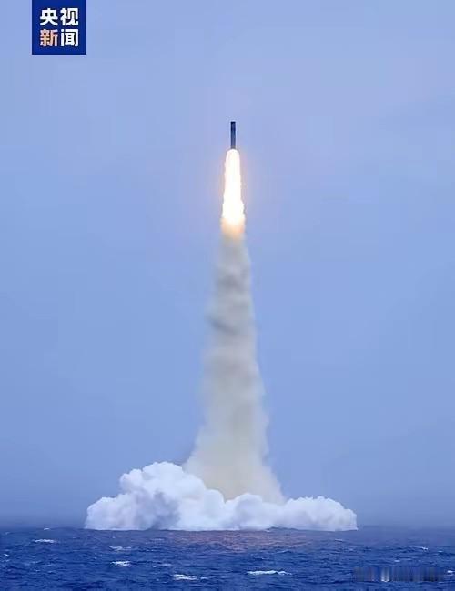 中国真是太委屈了！

美国大兵都开到咱们台湾岛上了，这事你知道吗？

不是以前那