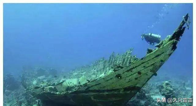 英国这吃相，着实有些不堪入目！
近年来，我国考古人员发现了4艘英国沉船，船内文物