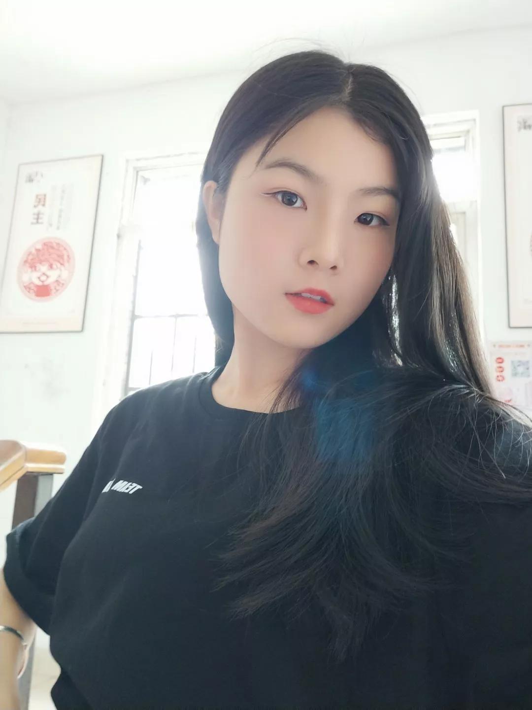 毕业的时候拍的，算了人生中难得的一次经历了。