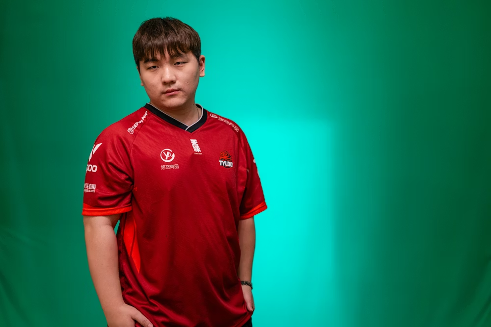 虎扑专访Moseyuh：谈及队伍近期状态及赛事目标