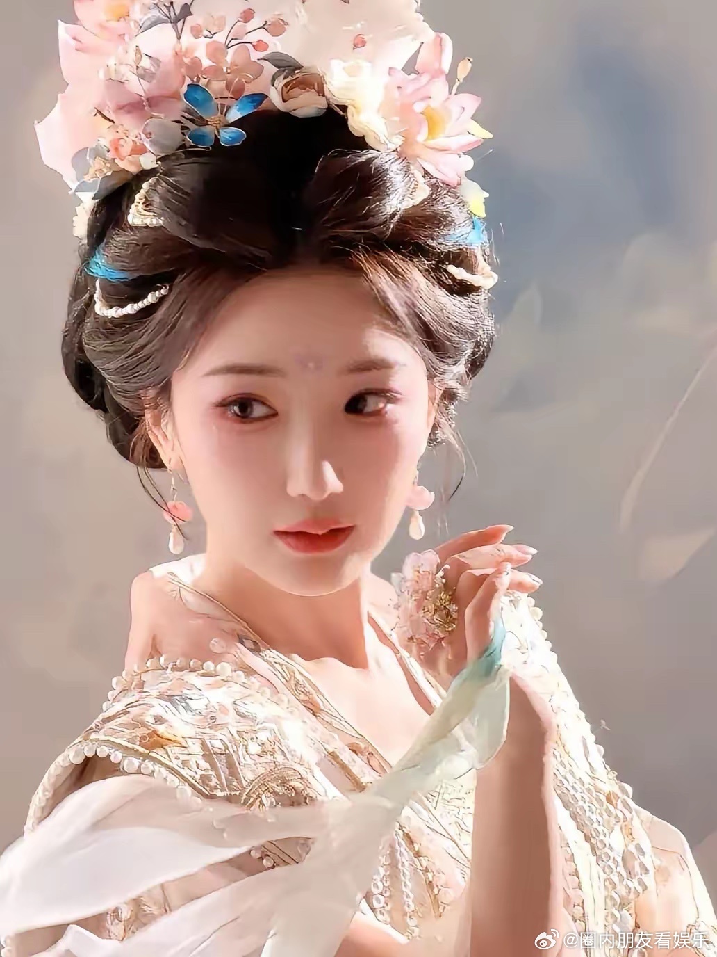 所有女明星里，我最搞不懂的人就是毛晓彤了，明明长得漂亮，身材还那么好，可为什么感