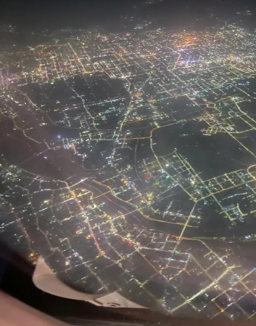 旅行是不是正在“礼崩乐坏”?想到哪儿写到哪儿，列了一些现象

1景区化开发
一个