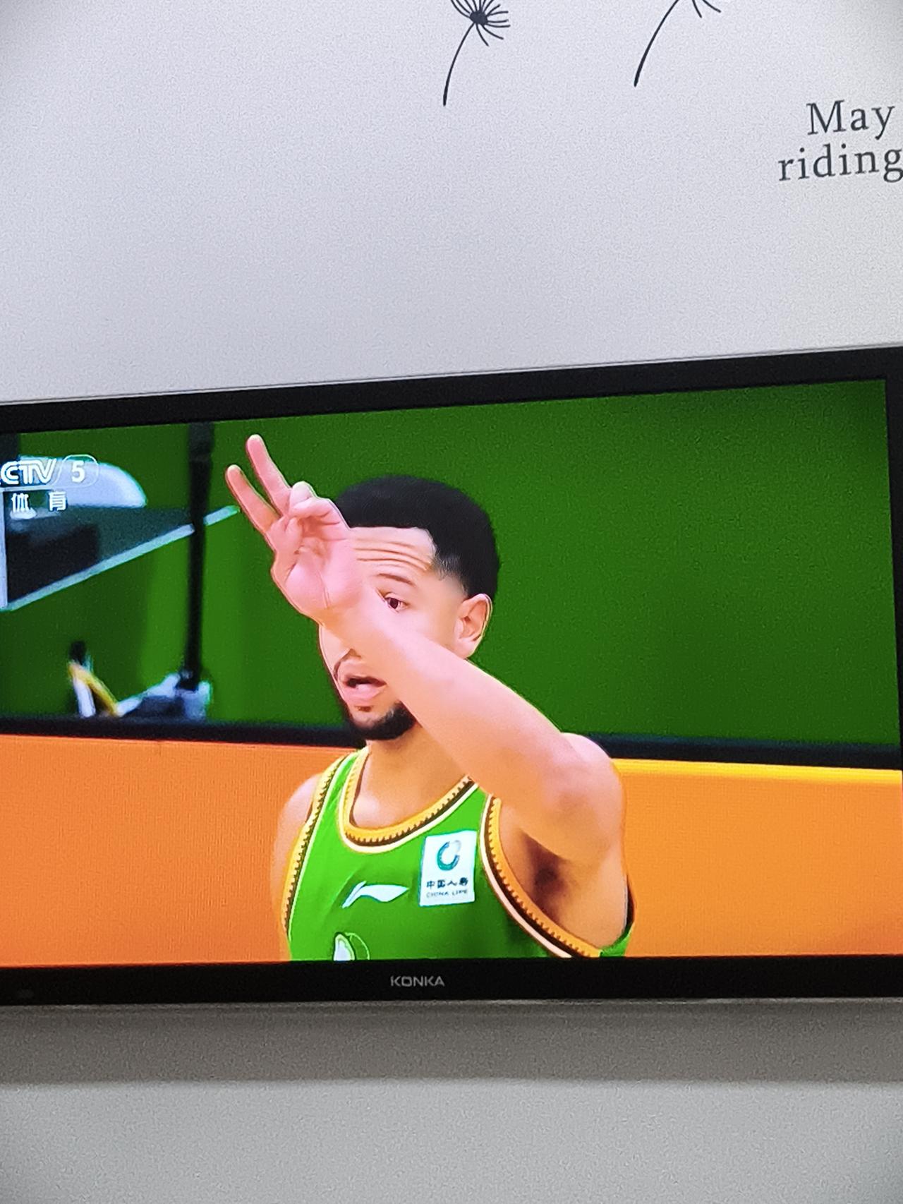 辽宁男篮取得两连胜，虽然每一场胜利都是历经坎坷，没有了六连胜那段时间的酣畅淋漓大