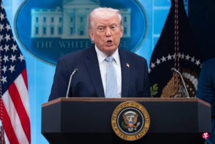 北约这次真的傻眼了，因为特朗普现在已经表示要退出北约，让北约自己保护自己吧。
 