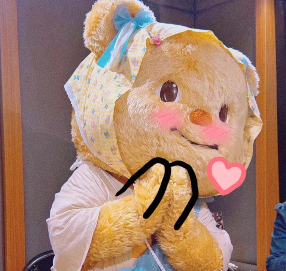 郑大这波操作太暖心了！静音舱把喧嚣挡在外面，不管是背书还是写论文都超合适，果然是