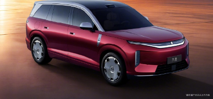 【比亚迪王朝网首款 D 级旗舰 SUV“大唐 EV”到店，预售 25 万起】比亚