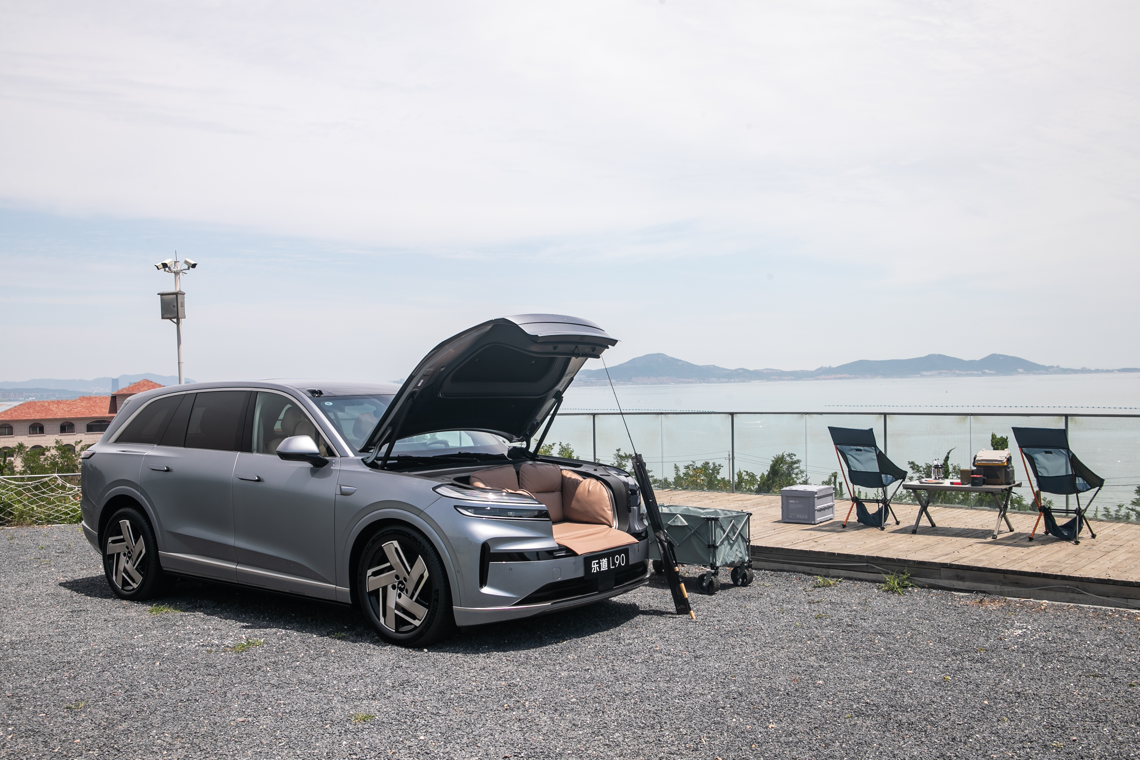 现在市面上的9系大SUV，价格基本都在40W+，如果乐道L90能杀进40万以内，