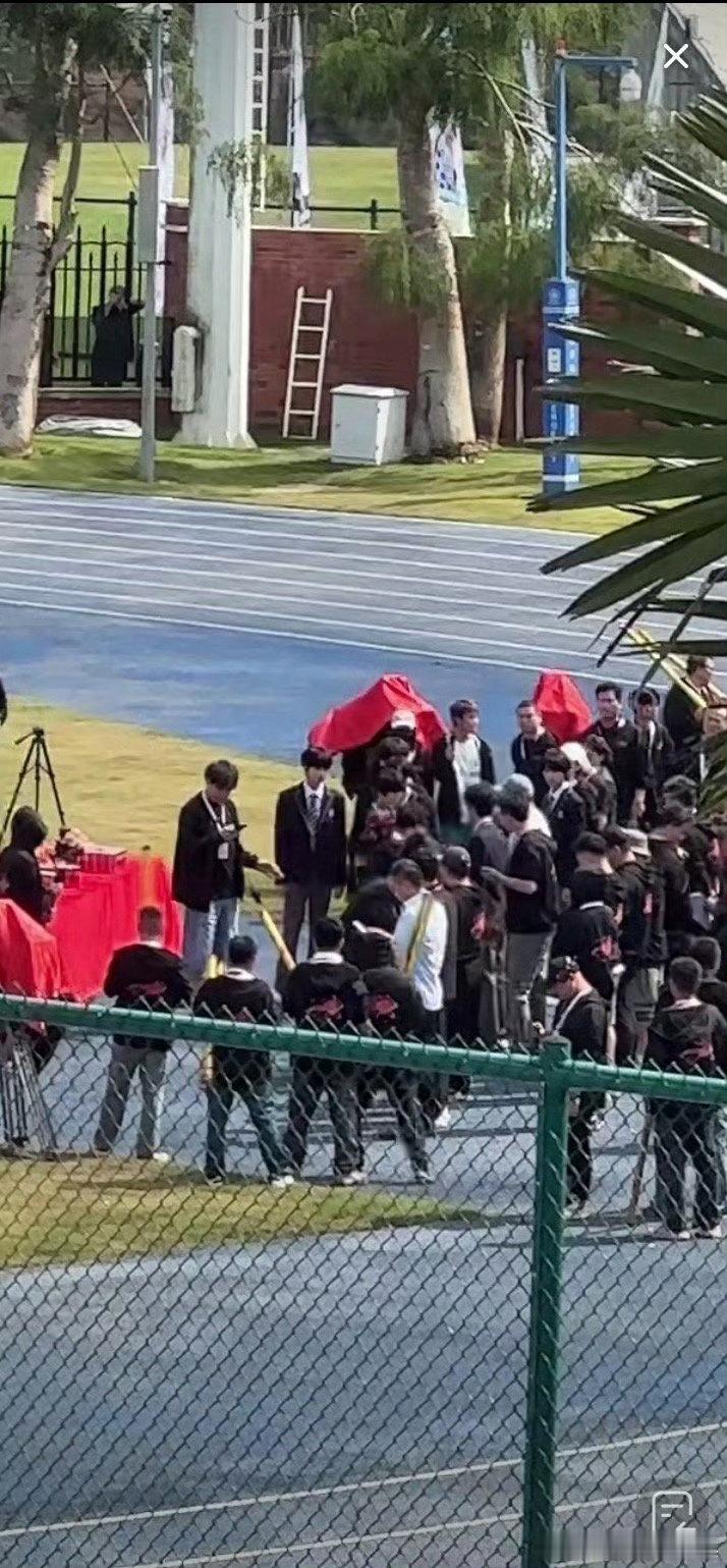 我们的少年时代2开机直播我们的少年时代2开机造型我们的少年时代2开机直播我们的少