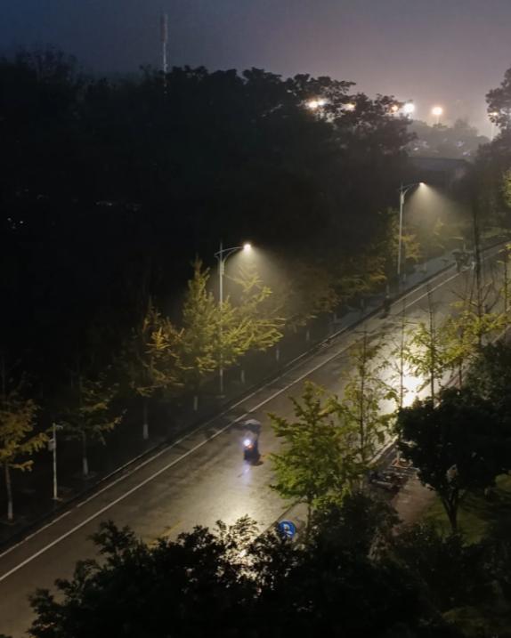 带娃买票难下铺，规则能否更暖心
亲爱的朋友们大家好，我是海林小百科，今天我们来看