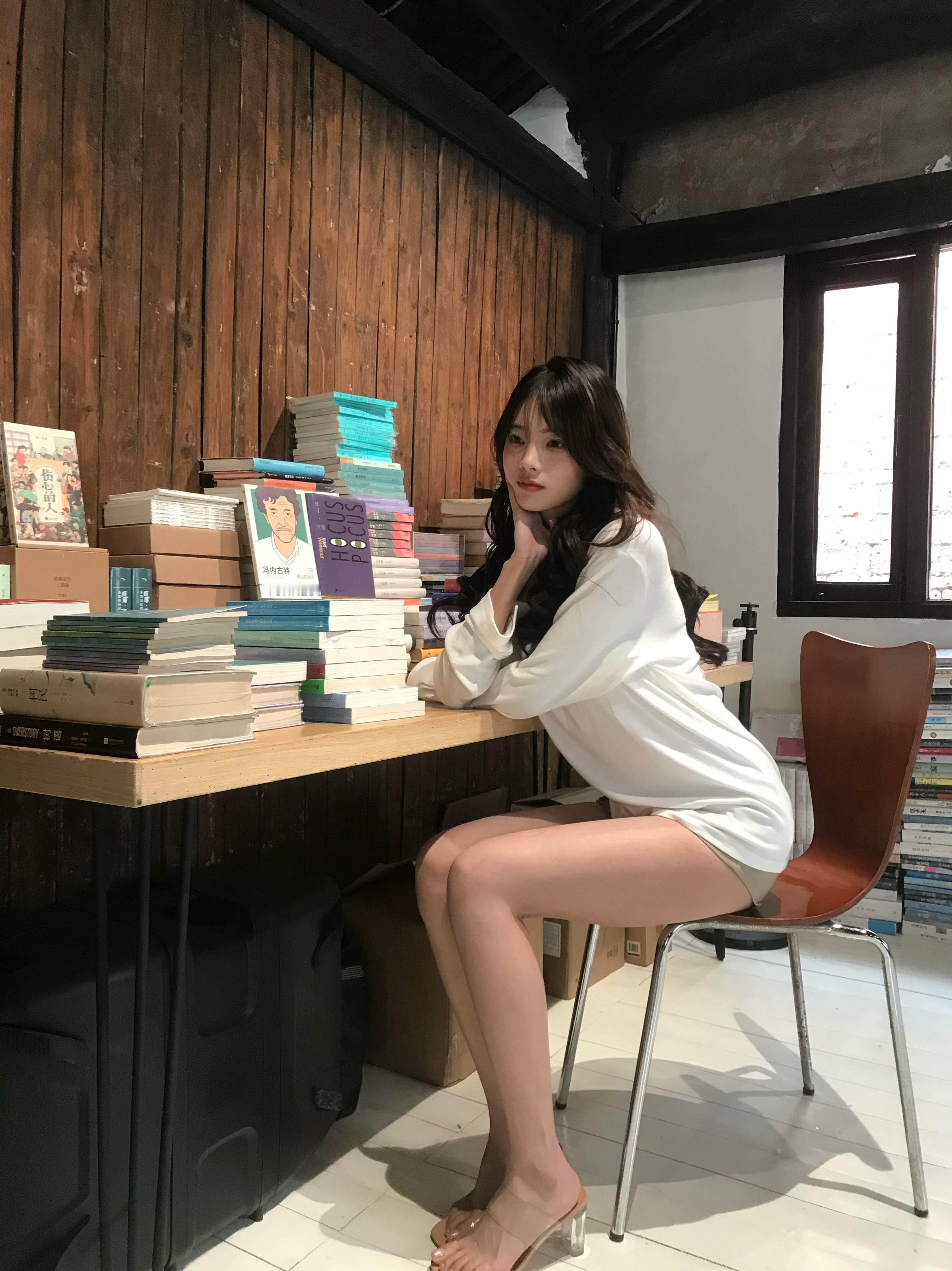 真的很懒啊姿女士 ​​​