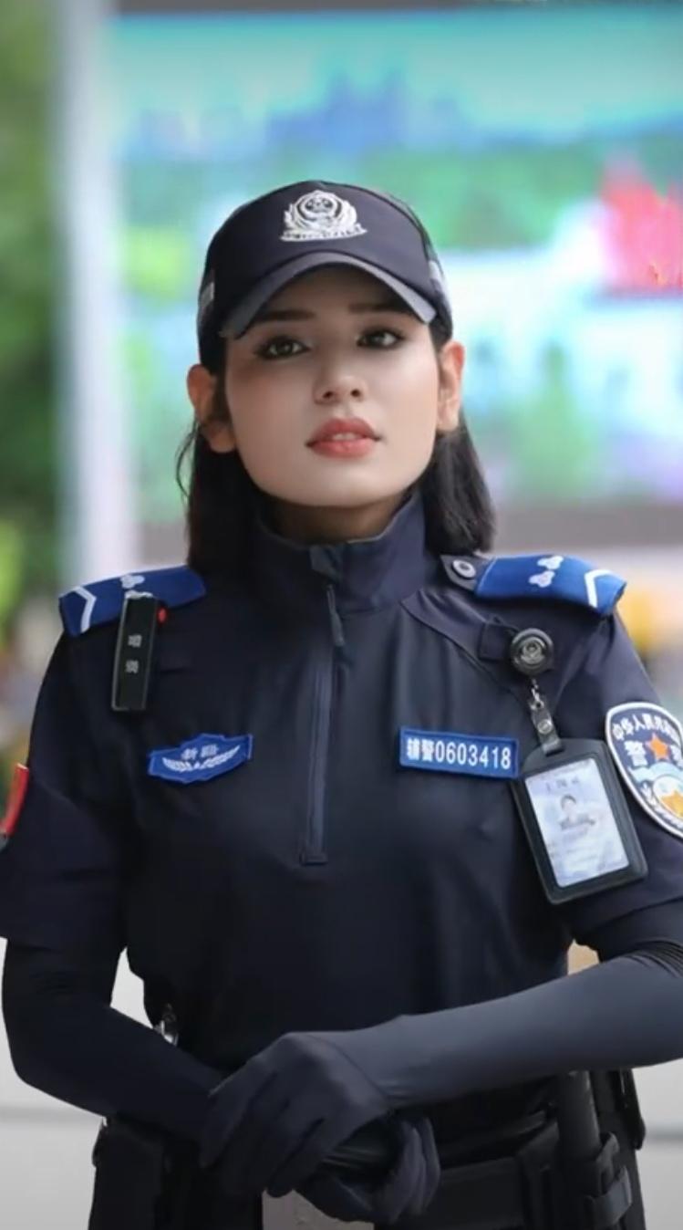 别总嫌辅警是“编外人员”了，编外又怎么啦？
全国才有多少编制内的，我们大多数人不