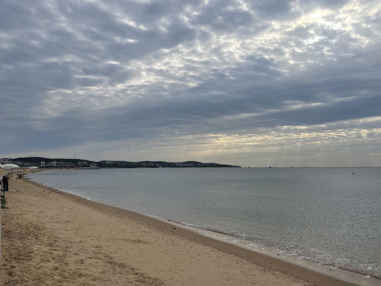 遇到太老练的职场人该怎么办
        我们公司有个员工，今年40多岁。属于