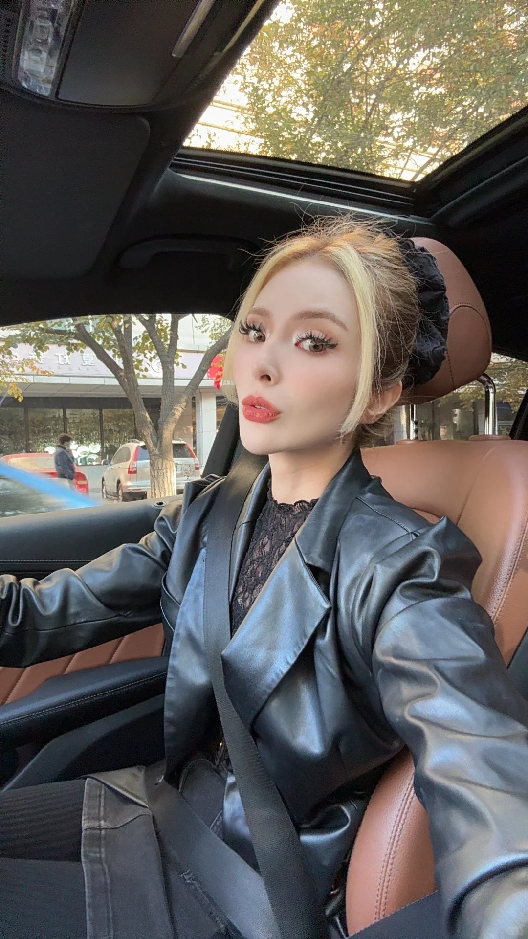 显脸小的发型又来了！