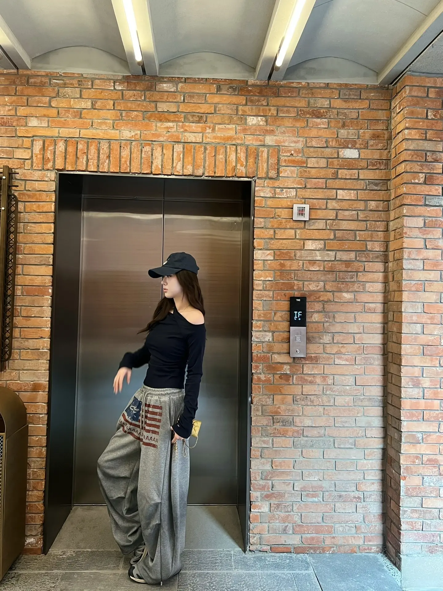 依旧主理人 理不发音的那种