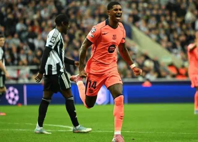 巴萨不愿买断 只想租借拉什福德！曼联拒绝：没有3000万免谈28岁的拉什福德，在