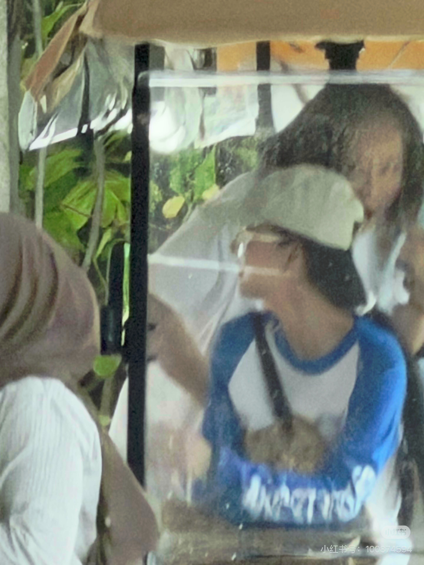 马尔代夫偶遇Angelababy马尔代夫偶遇Angelababy小海绵马尔代夫偶