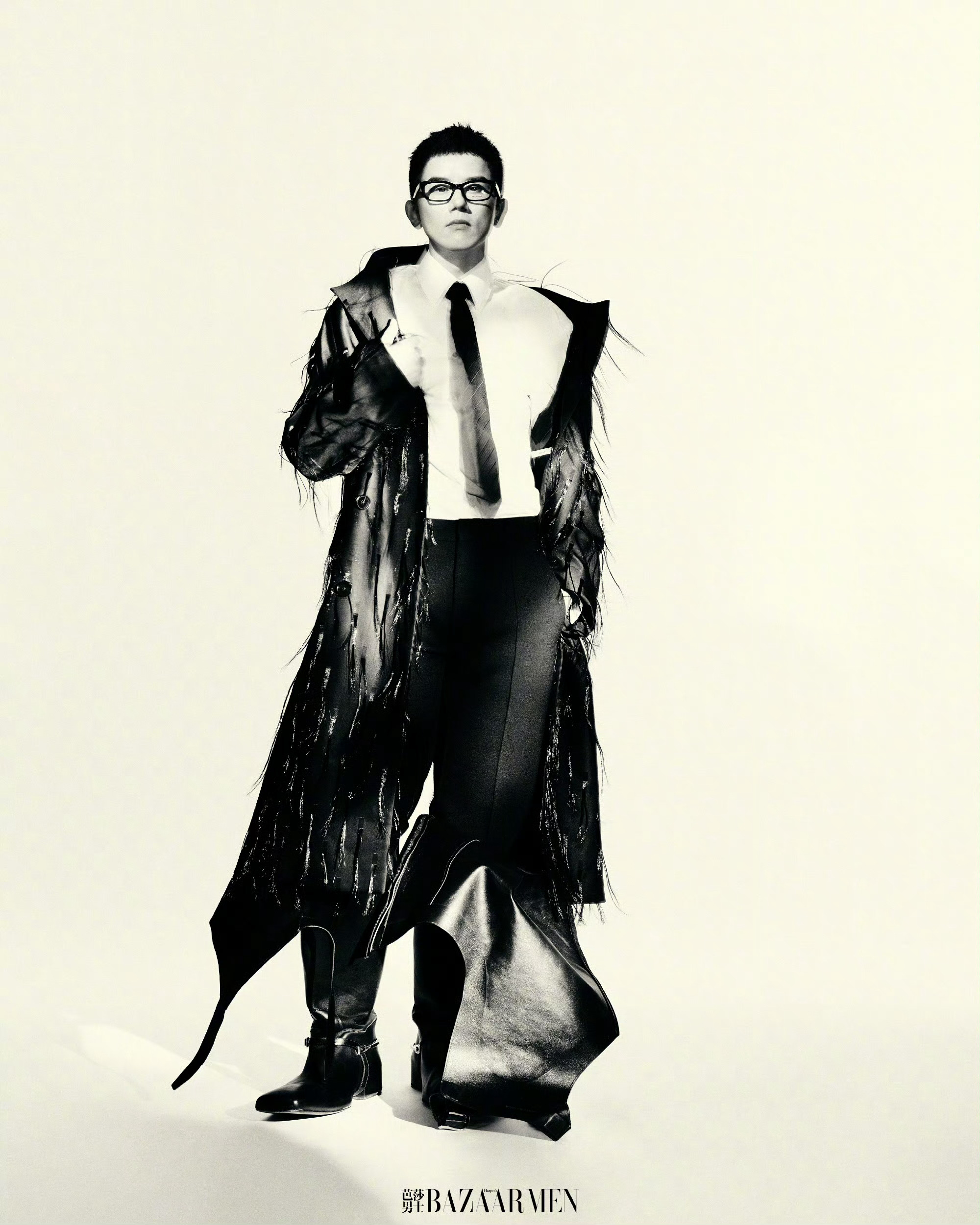 张杰芭莎男士生日双封张杰童趣绅士封面芭莎男士 Harper’s Bazaar M