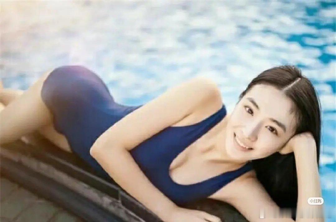 王楚然16岁写真美照，你能认出来吗 ​​​