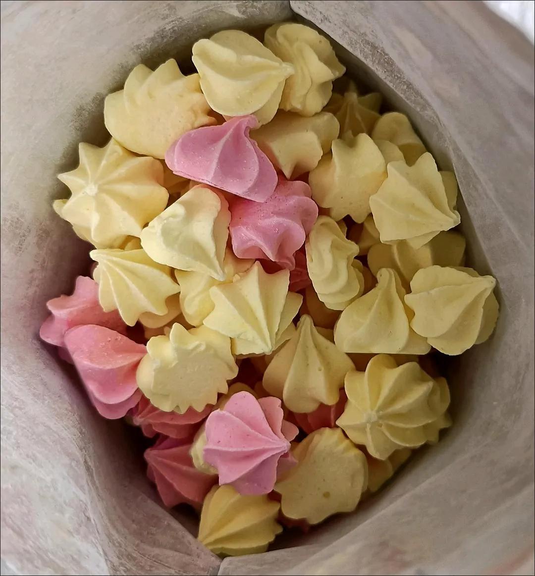 我小时候吃过的，今天也给儿子安排上了，他说味道有点不太友好[捂脸][捂脸]，我也