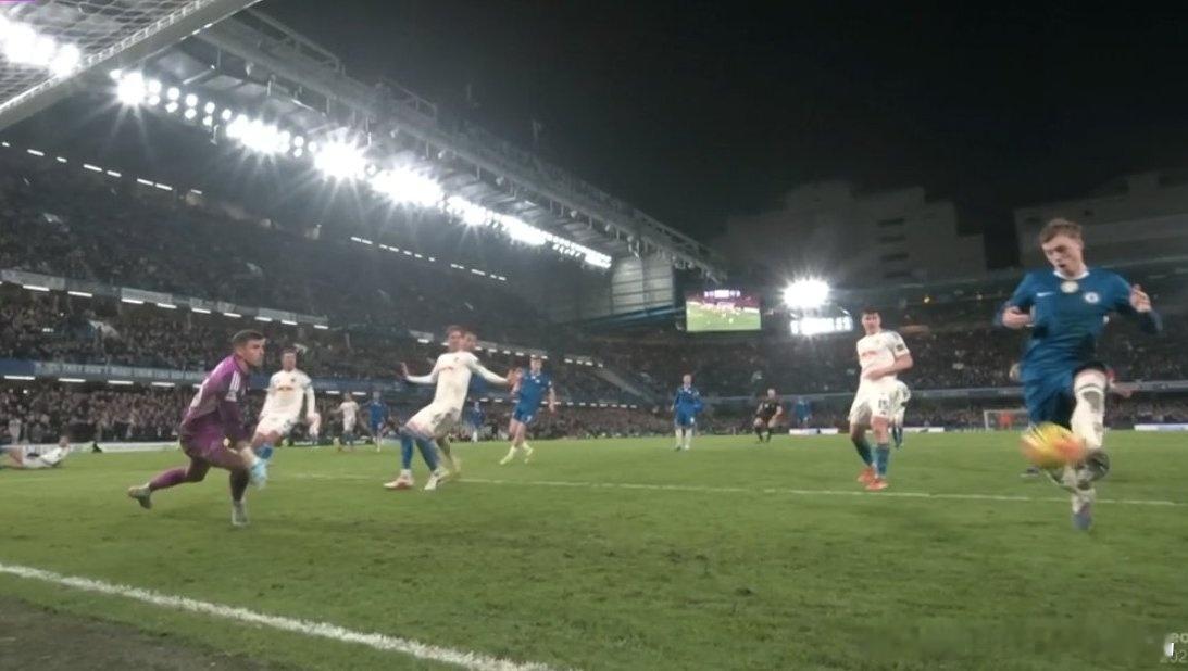 02月11日 英超第26轮，切尔西2-2战平利兹联，帕尔默在本场比赛最后时刻打飞