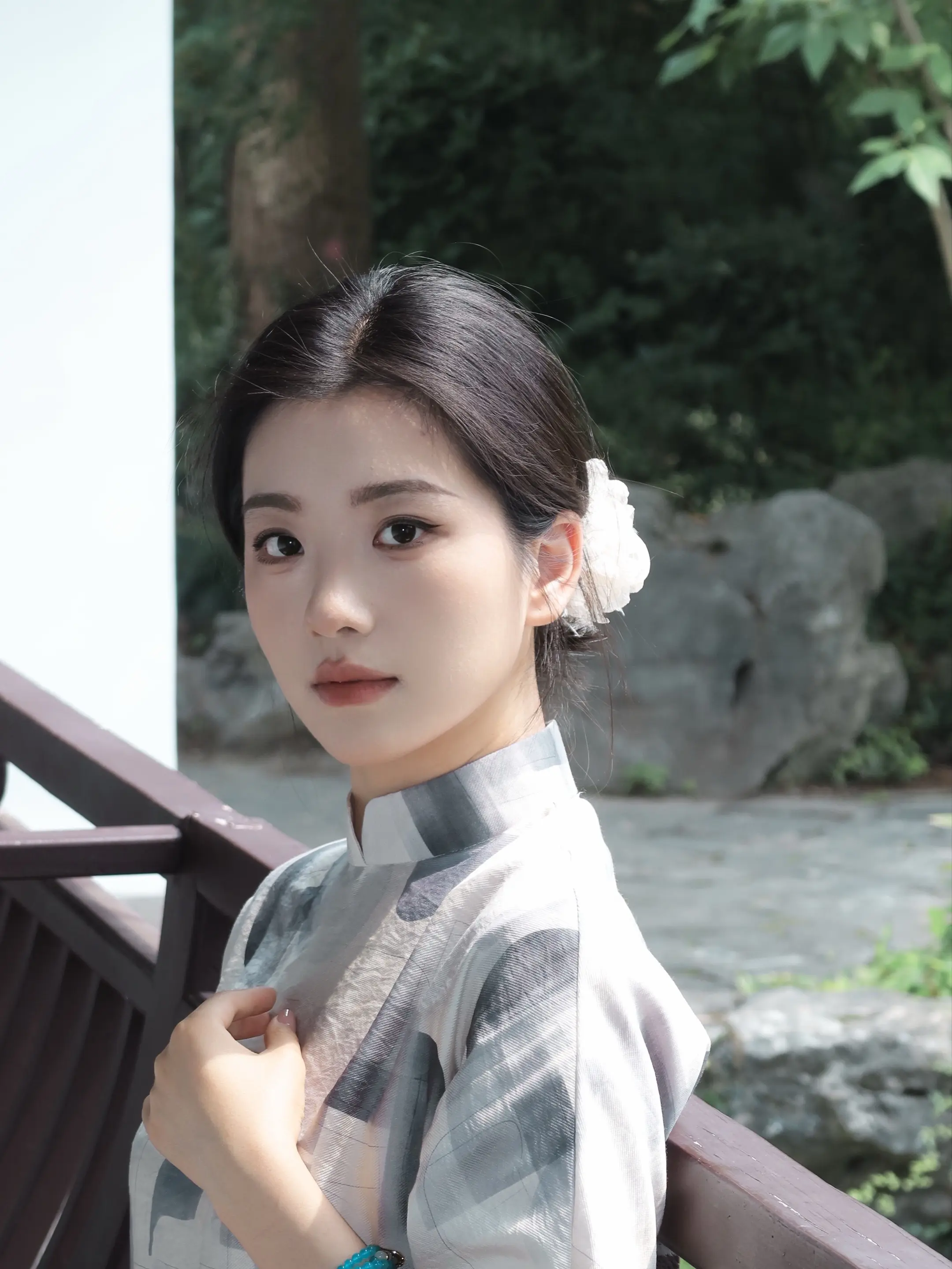 一重山两重山。
