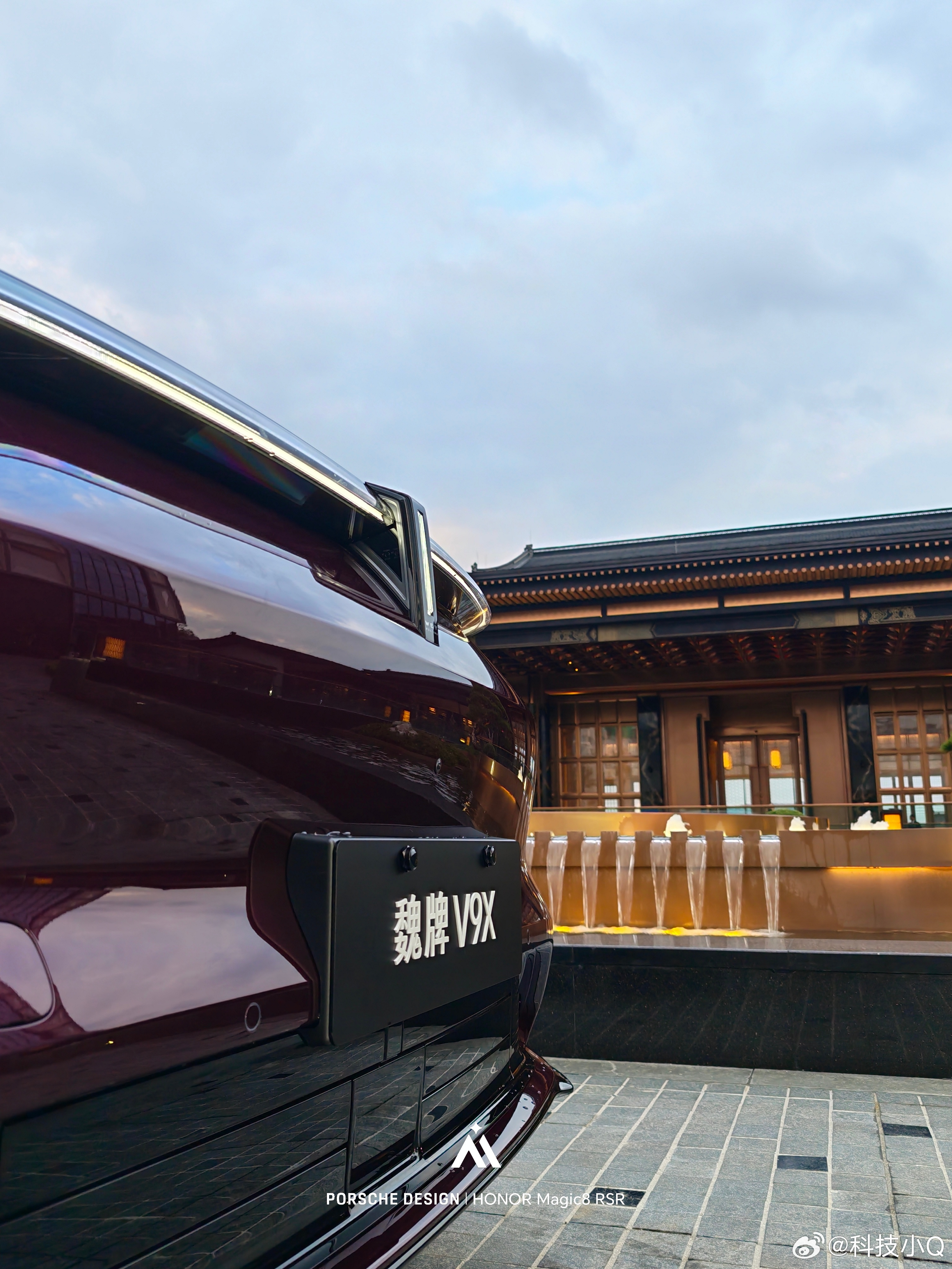 魏牌V9X 明天试不得不说这个时间的天气和V9X的颜色很搭配 