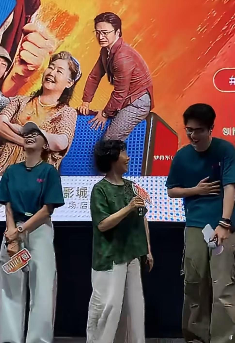 魔方小姐原型奶奶被刘昊然圈粉奶奶亲身给出人生感悟，别被年纪框住生活节奏，敢于追随