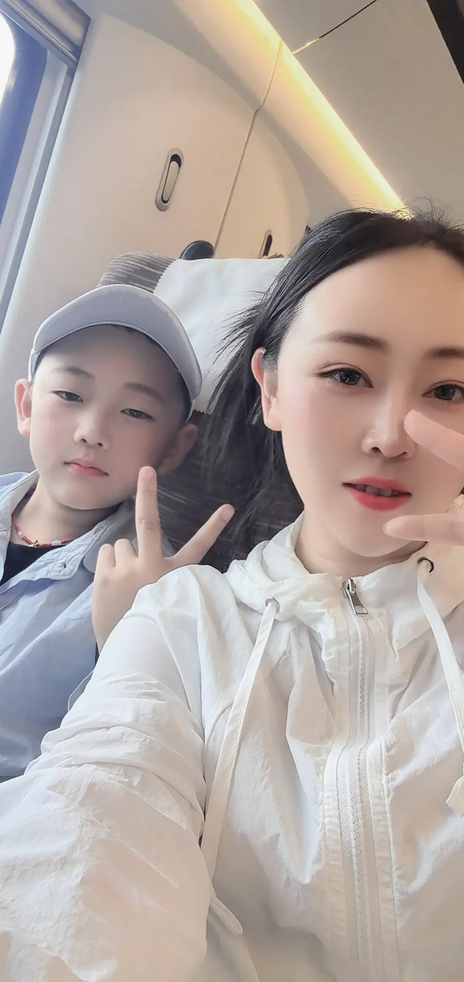 知足常乐，以欢喜之心，慢度日常，开心快乐每一天。