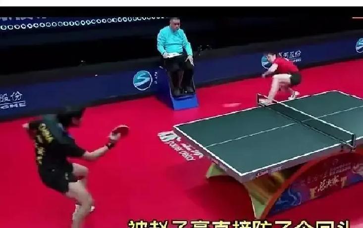 膝盖汗渍浸透护膝那刻，裁判已能强制叫停。
 
国际乒联去年悄悄改了规矩：护具一湿