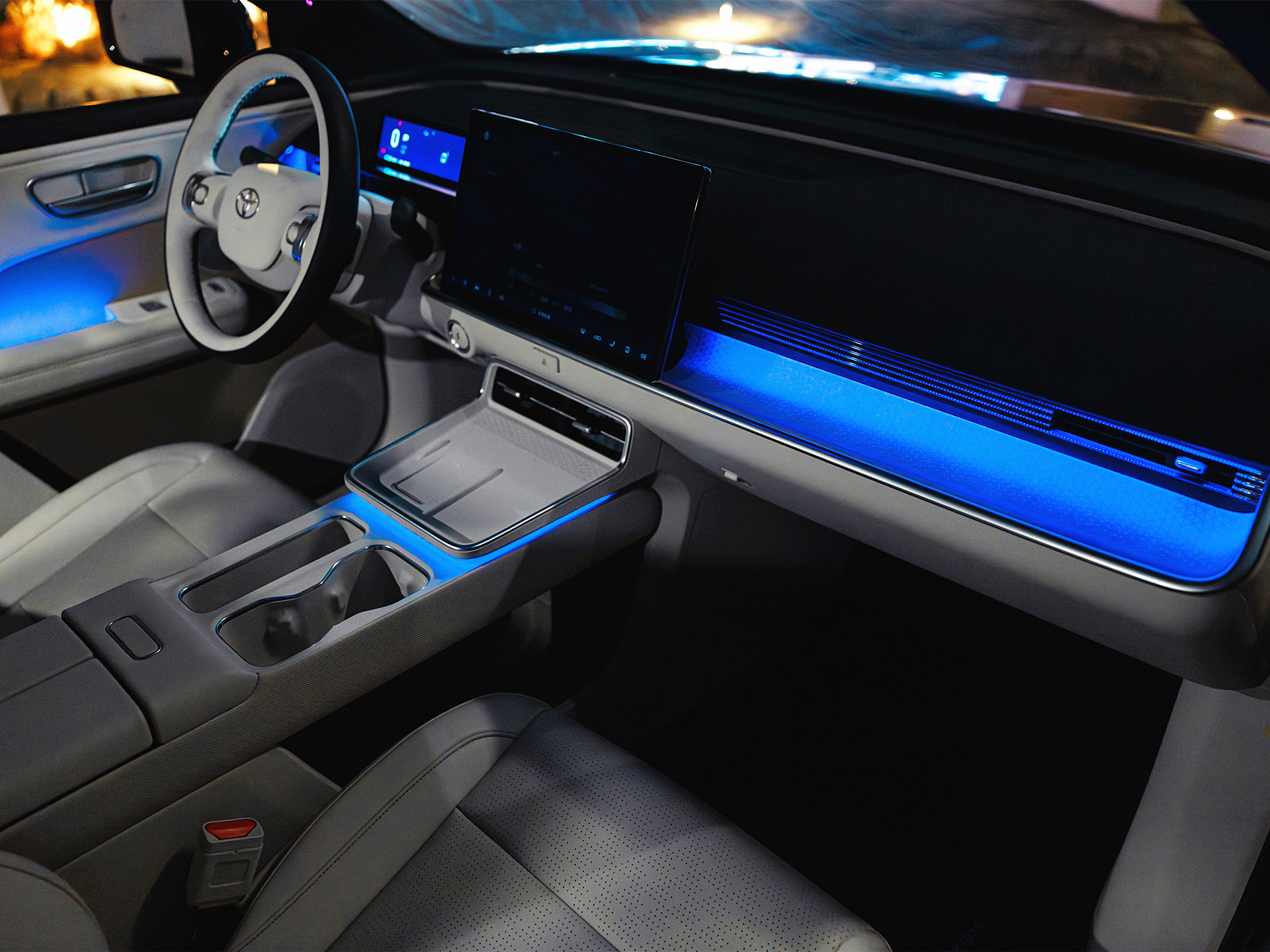 之前已被不少小伙伴盯上的“Momenta R6强化学习大模型”OTA，这次有盼头