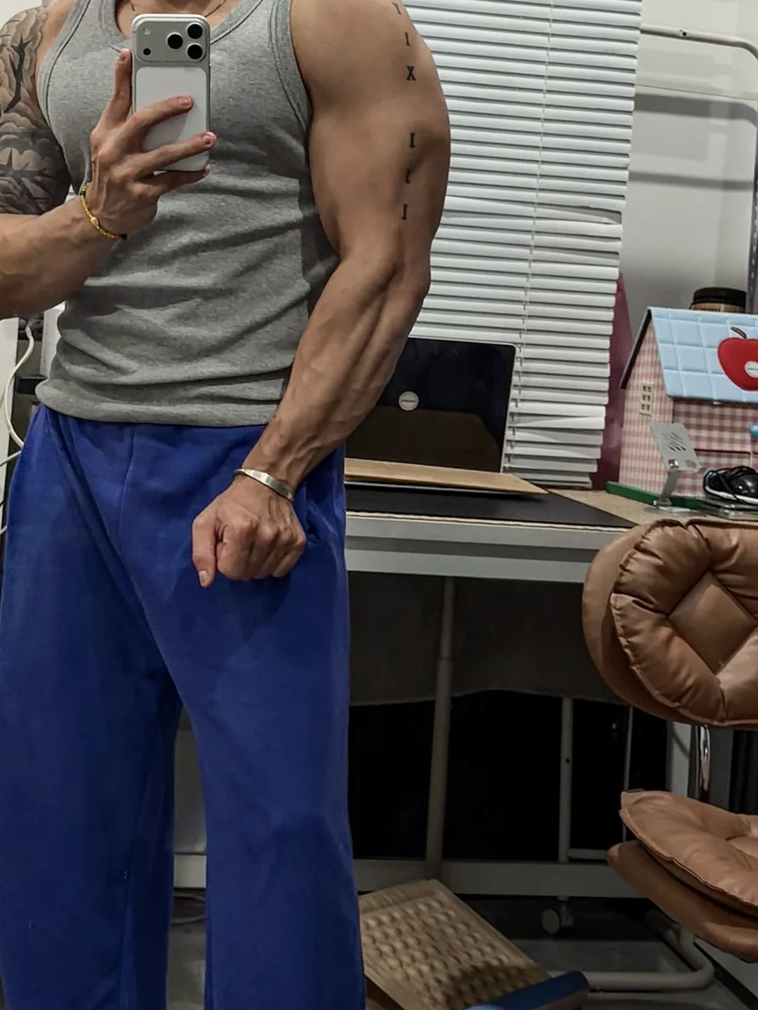 手臂拉丝的快感 谁懂