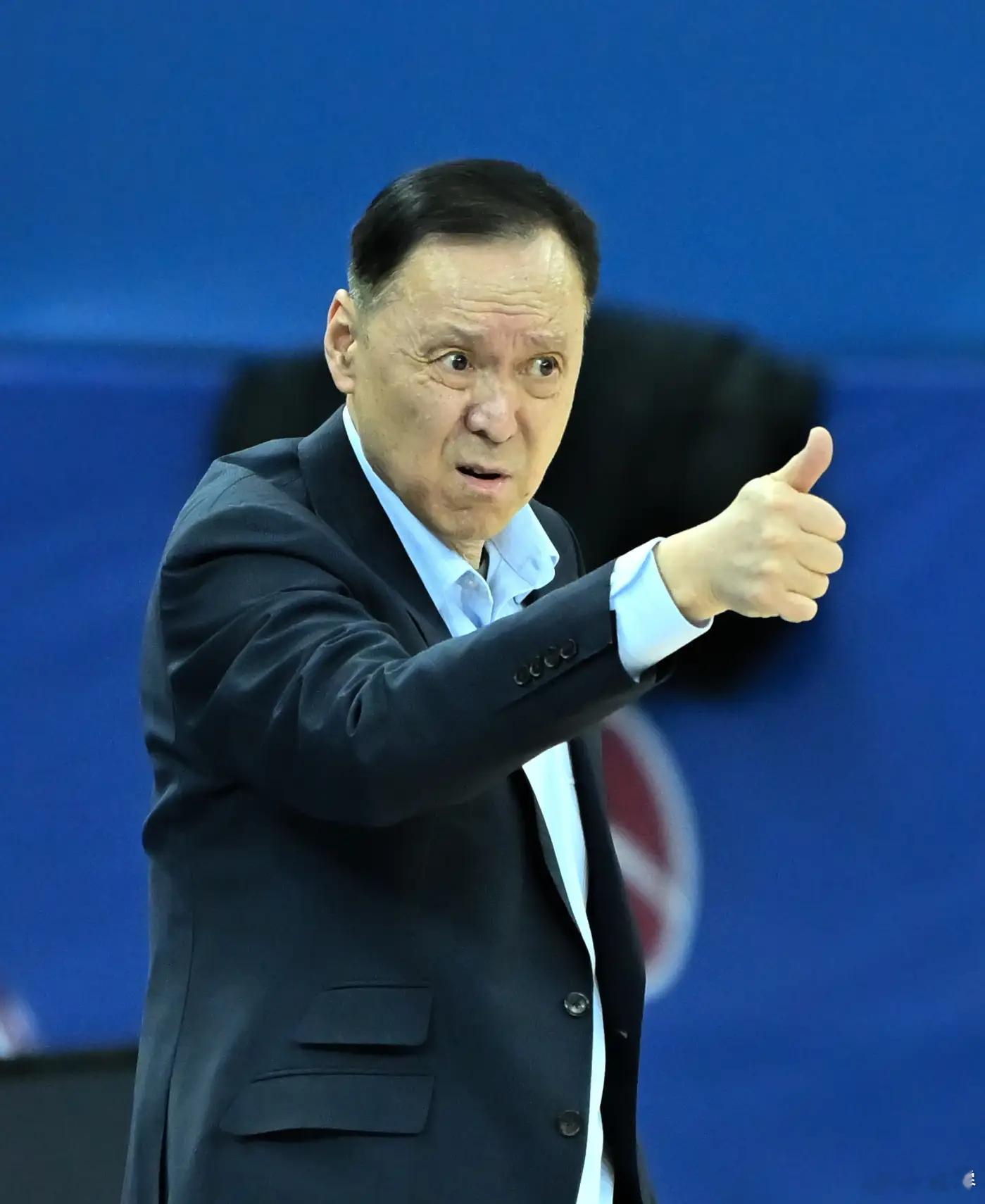 天津这赛季从来没有上半场得到58分过，三分球17中8，47.1%的命中率离离原上