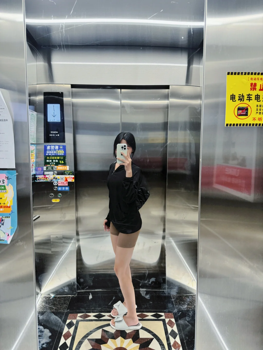 今天的健身房look～