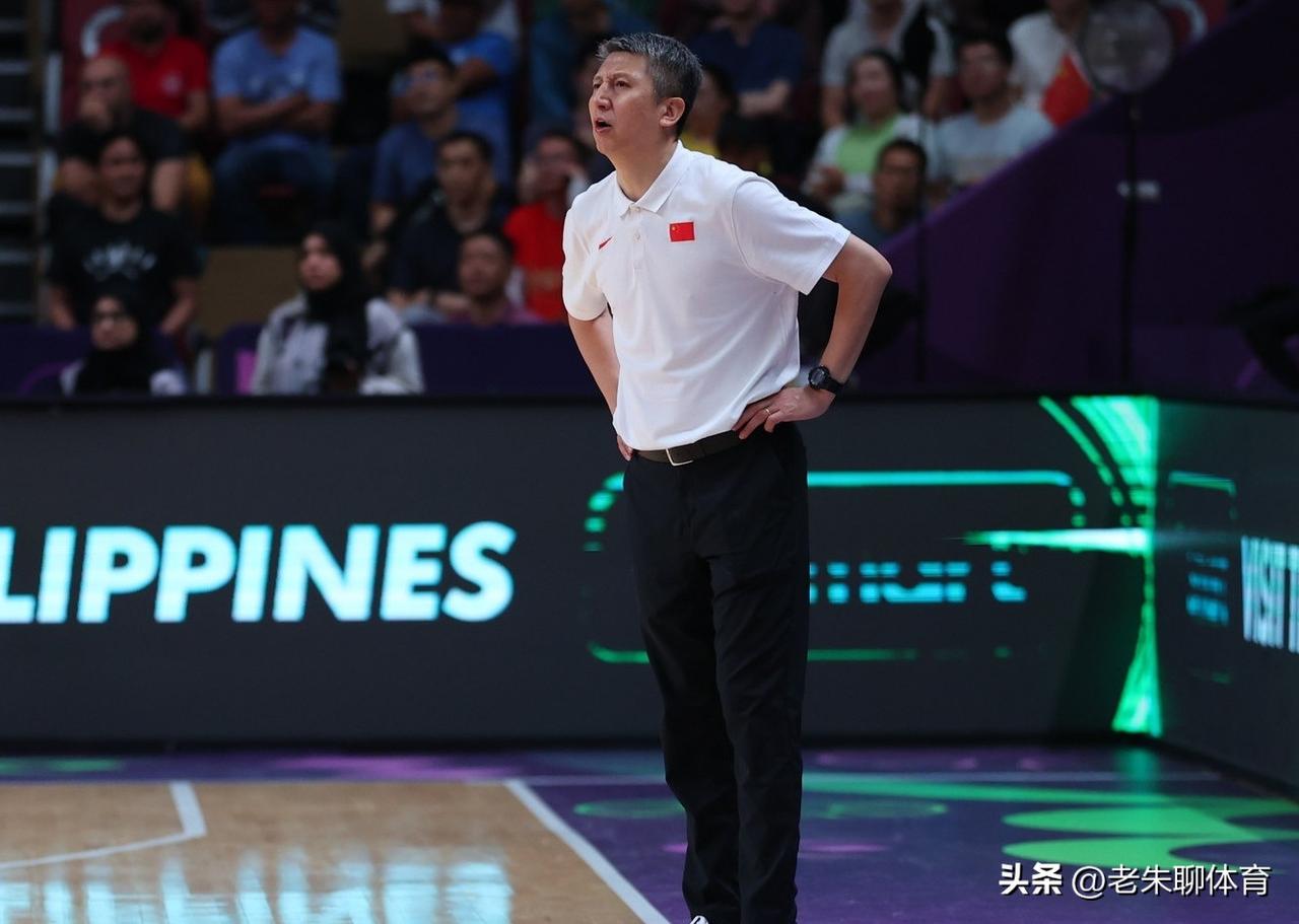 郭指导，你学学现代篮球吧！
现代篮球里，如果你没有约基奇那种统治级别的内线。想依