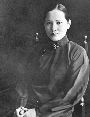 张学良掏出10万法郎送毛泽东的两个儿子去苏联，他到底是真慷慨，还是另有打算？
1