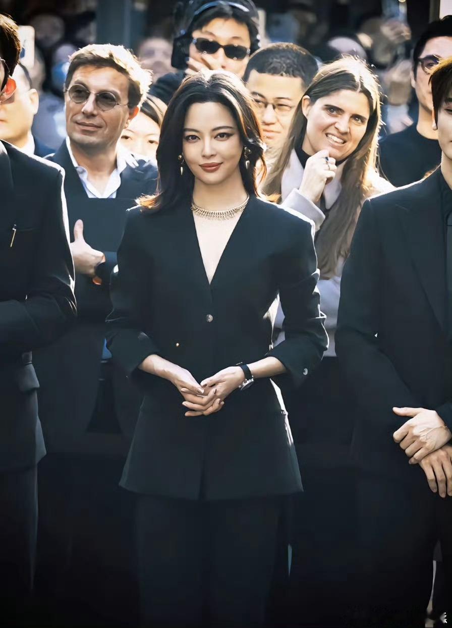 辛芷蕾 竞选总统的感觉姐太有气场了 