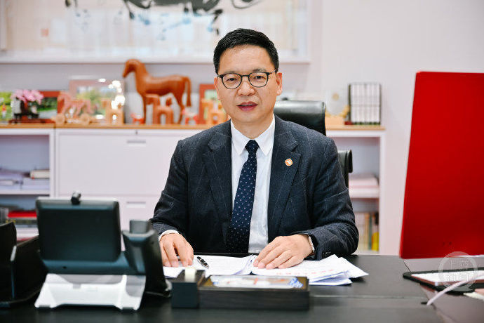 【全国政协委员袁小彬：#建议取消私家车年审制度#】#取消现行私家车年审技术条件已