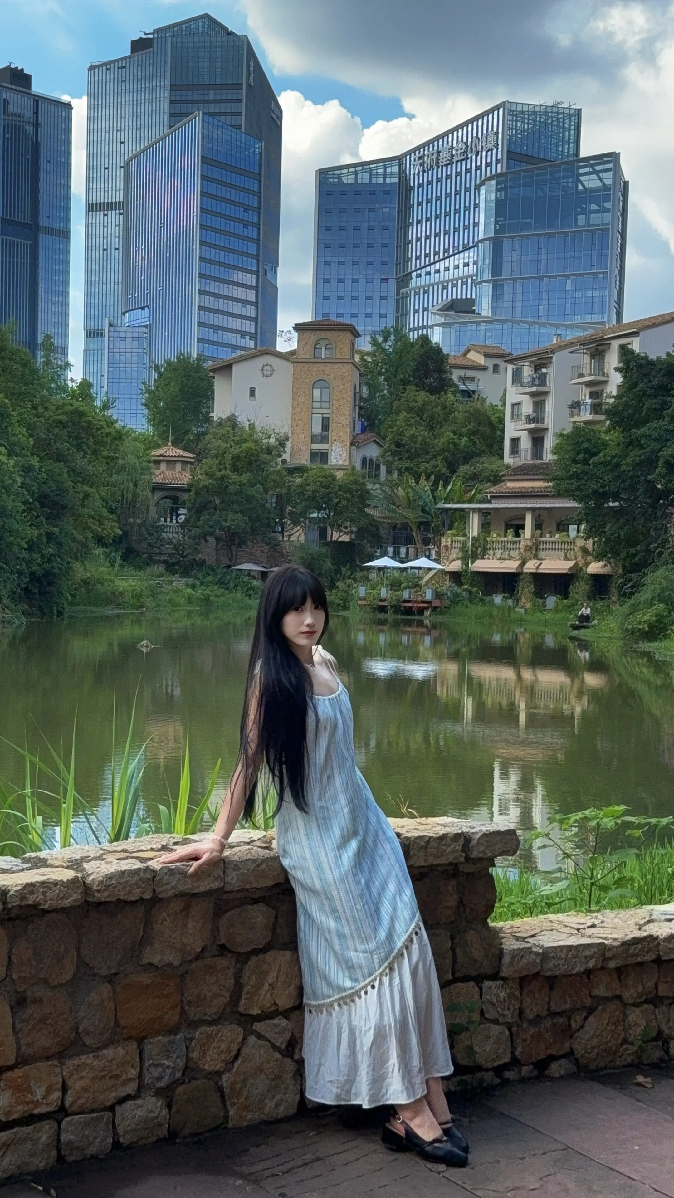我这样的女生，就算天塌下来，最后还是会说一句，我会想办法的！