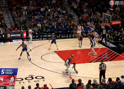 晃起了霍福德！ 杨瀚森底角突破上篮 勇士vs开拓者 ​​​