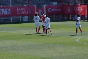 【33岁博格巴热身赛精彩贴地斩】33岁的博格巴在2026年3月26日摩纳哥对阵布