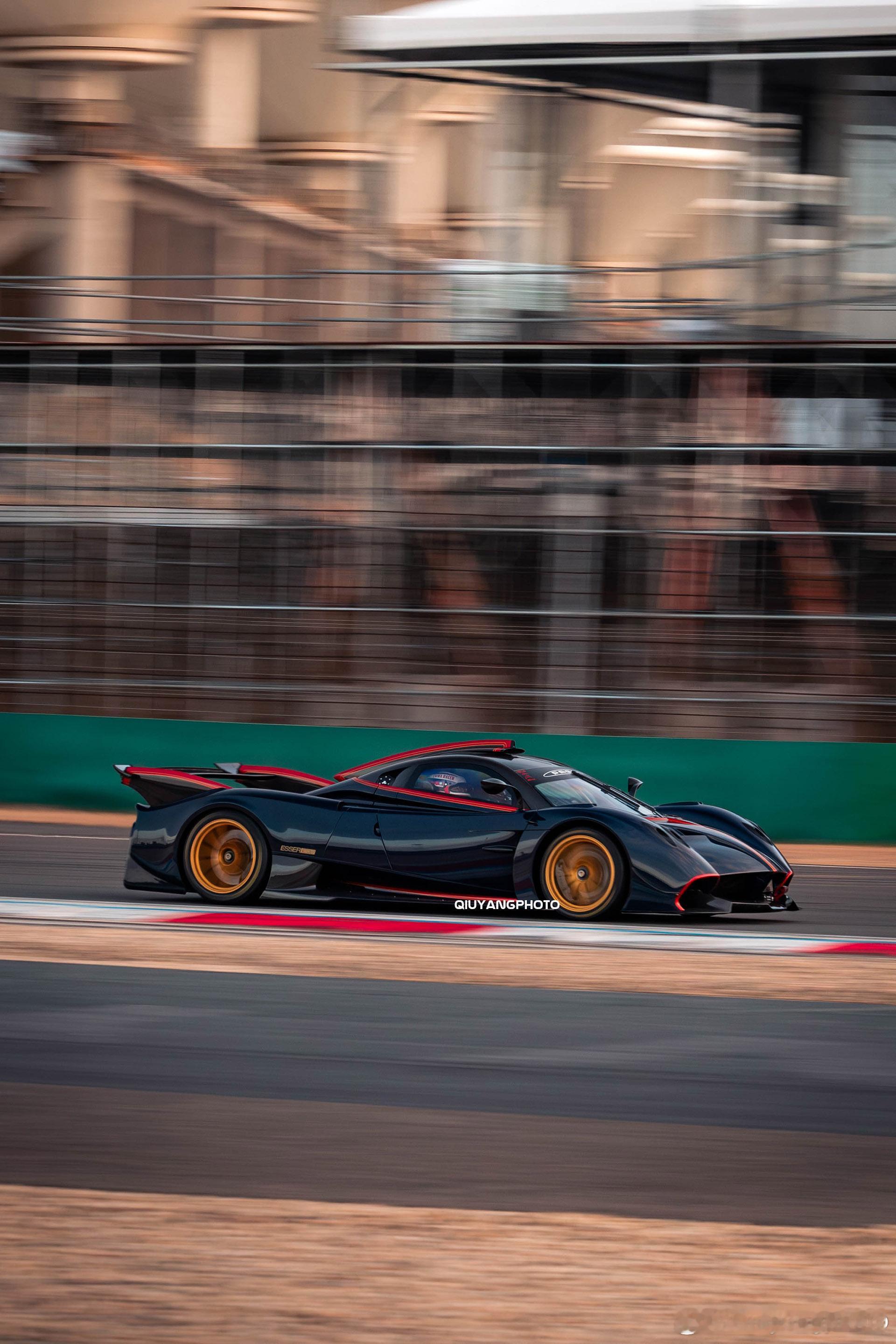 Pagani Huayra R cars01豪车拍 上赛首跑，V12 自吸在上赛