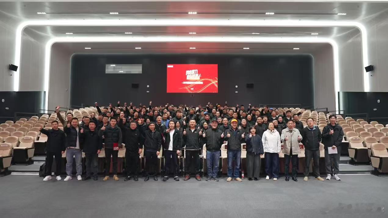 向劳动者致敬吉利斩获7项全国五一劳动奖致敬平凡坚守，礼赞工匠精神！2026全国五