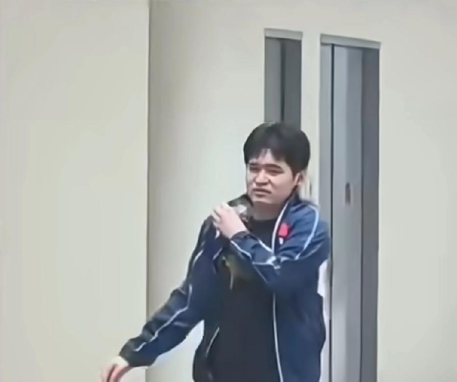 林诗栋因伤退出澳门世界杯，国乒男队冲冠压力陡增！
 
春分刚过，乒乓赛场却传来一